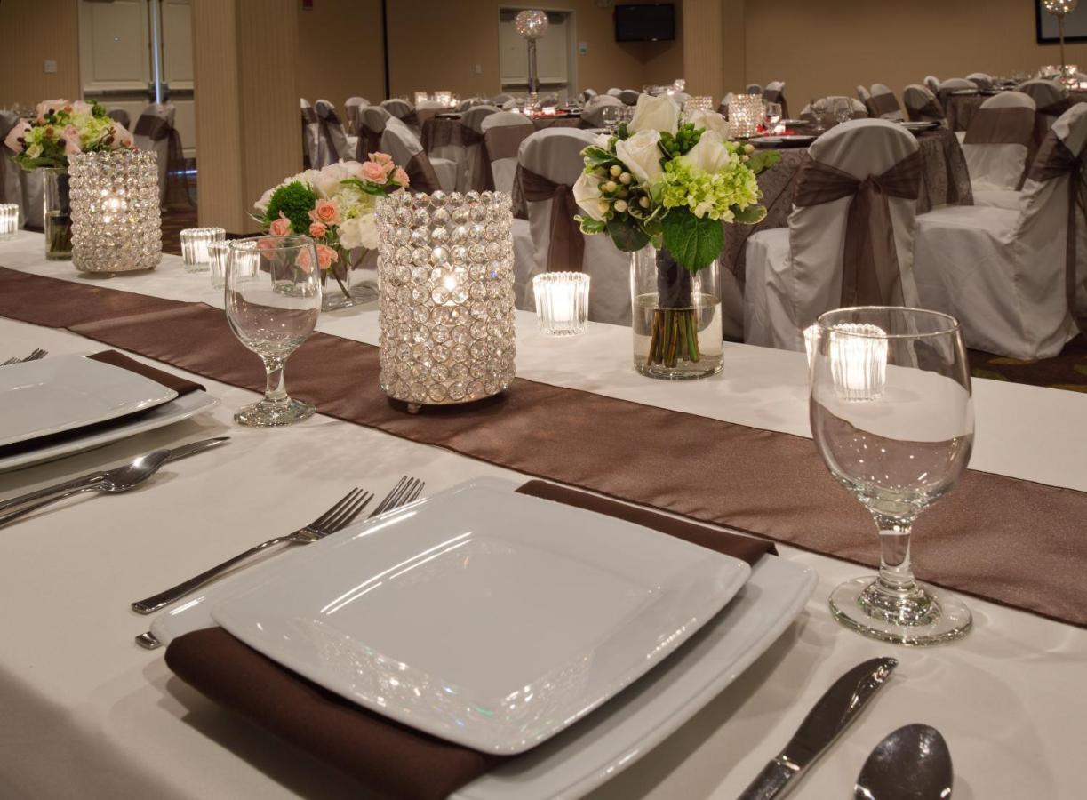Holiday Inn Lincoln Southwest By Ihg Екстер'єр фото